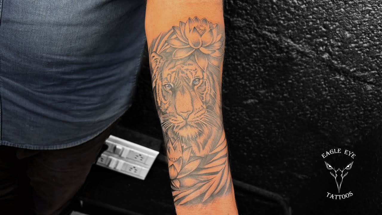 Eagle Eye Tattoo📍Thrissur Pavaratty ☎️ 8281886661