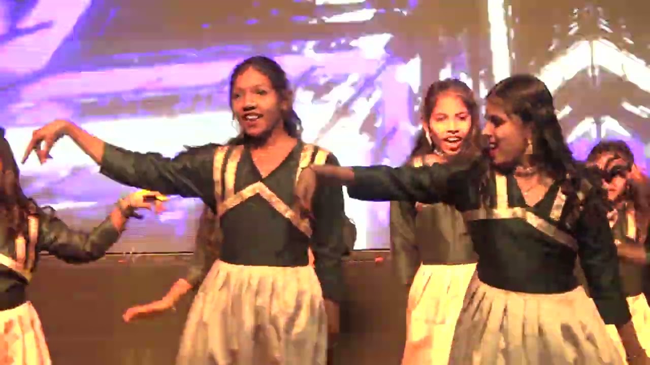 EK DO TEEN SONG  7C