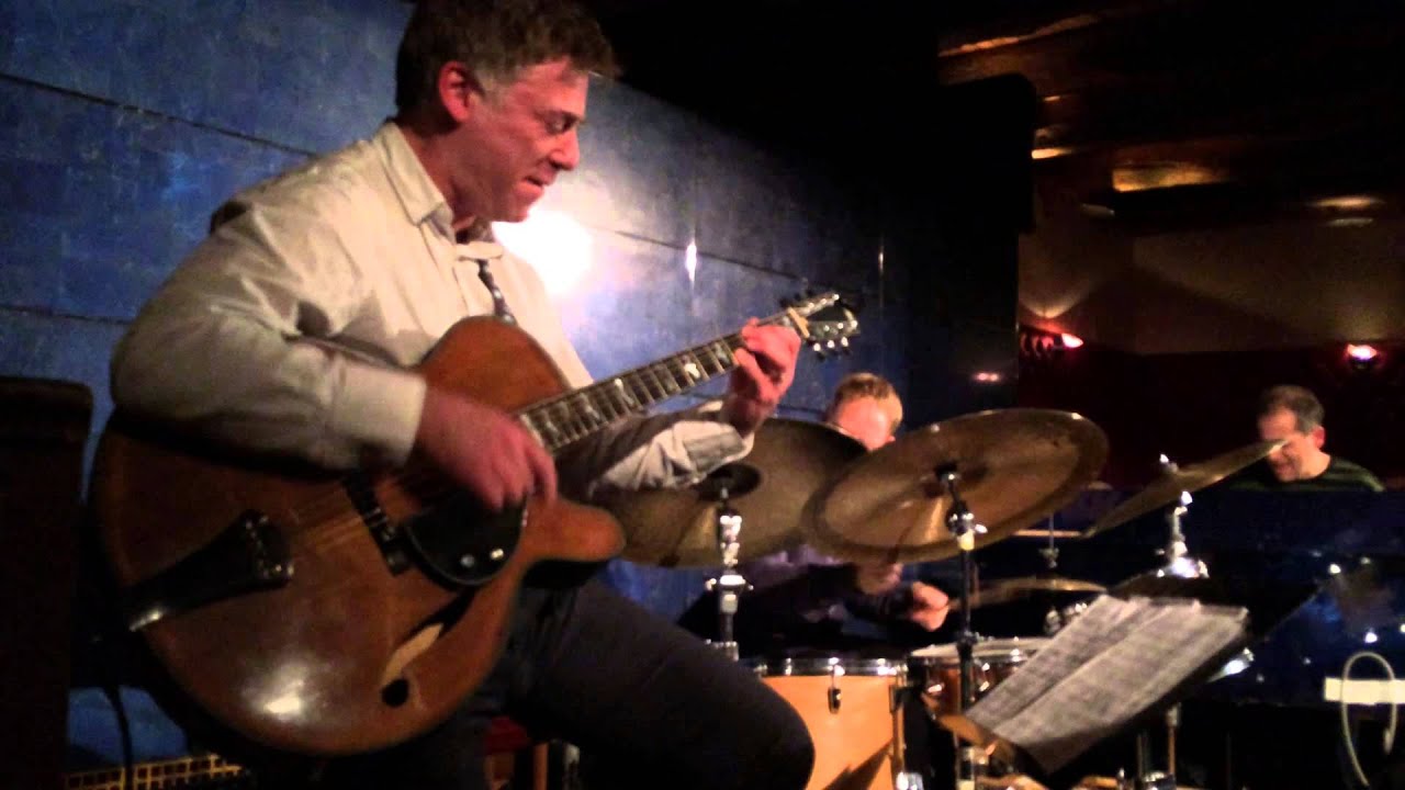 Larry Goldings - Peter Bernstein - Bill Stewart: 