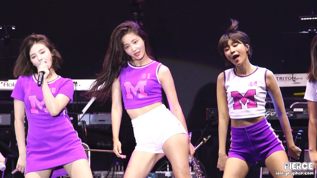 [4K] [180825] 모모랜드 MOMOLAND (연우) - BAAM 배앰 (추풍령 가요제) 직캠/Fancam by PIERCE