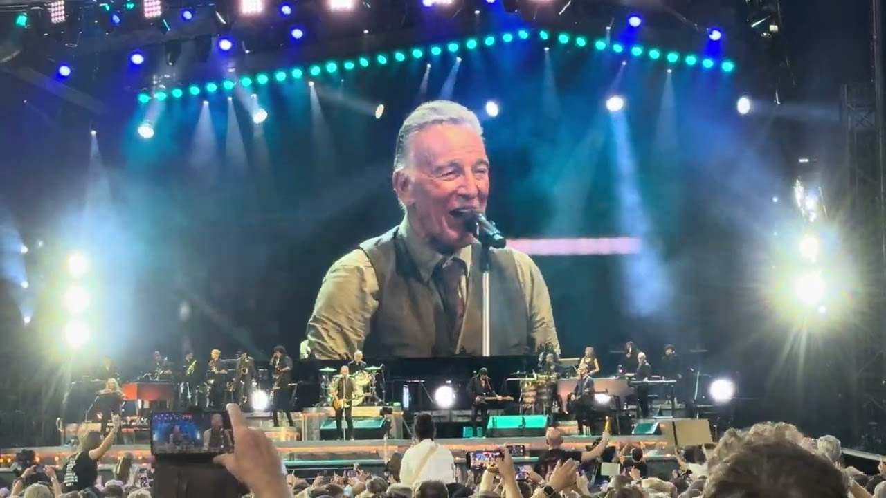 Bruce Springsteen - Dancing in the Dark, Live in Frankfurt, June 18th 2025
