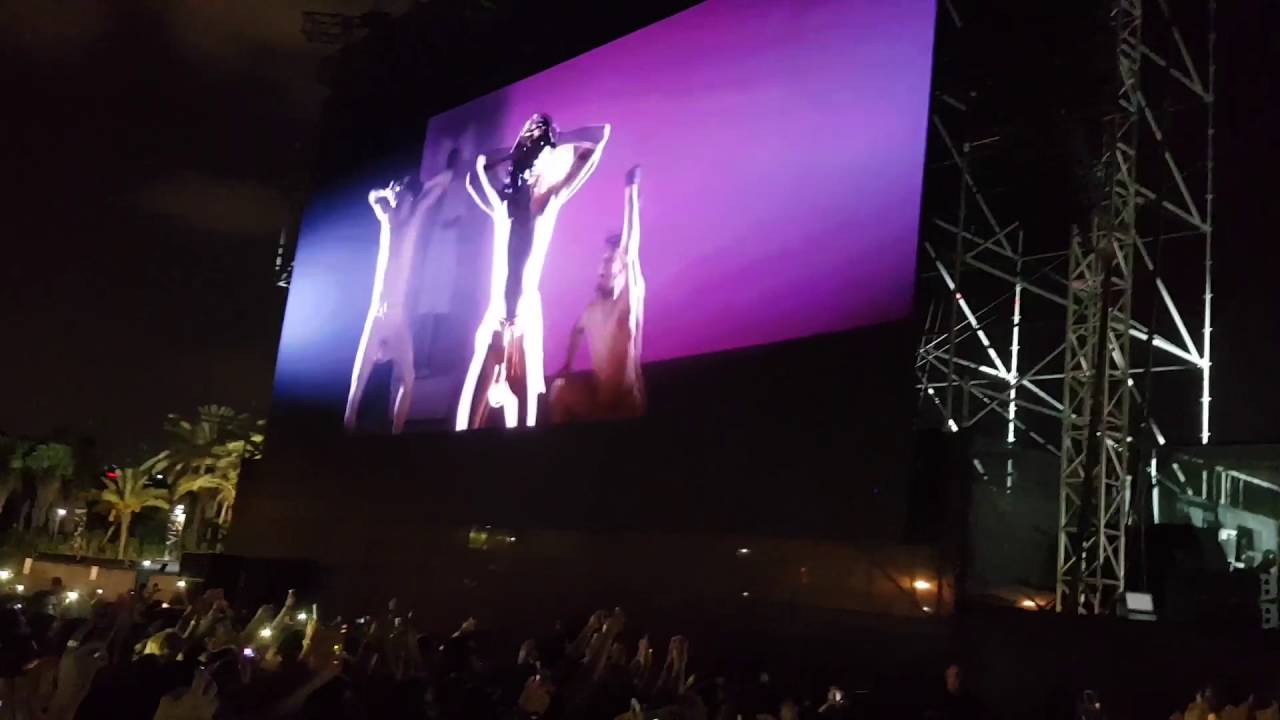 Sia - cheap thrills Live in Tel Aviv 11.8.16