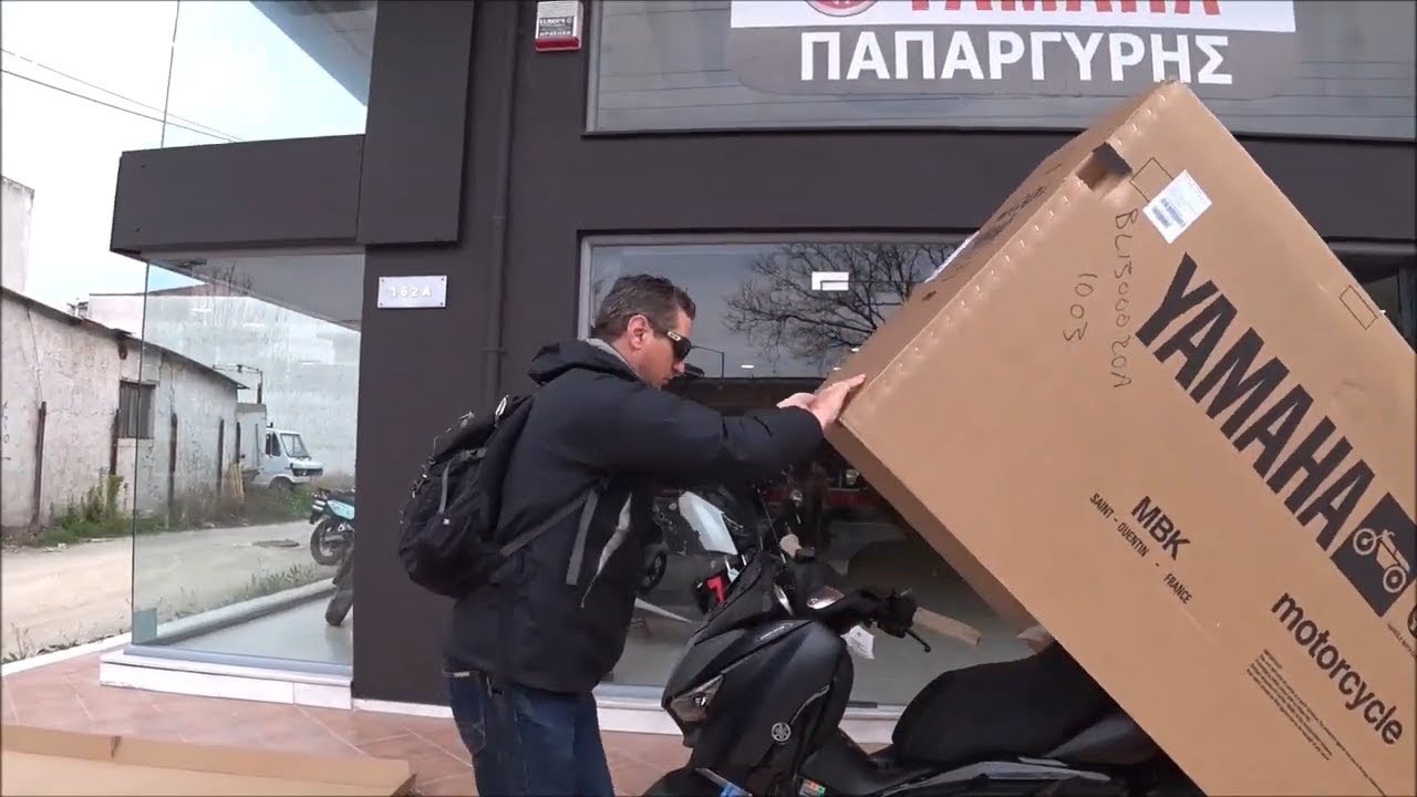 unboxing  YAMAHA X-MAX 400 iron max scooter (σκούτερ)