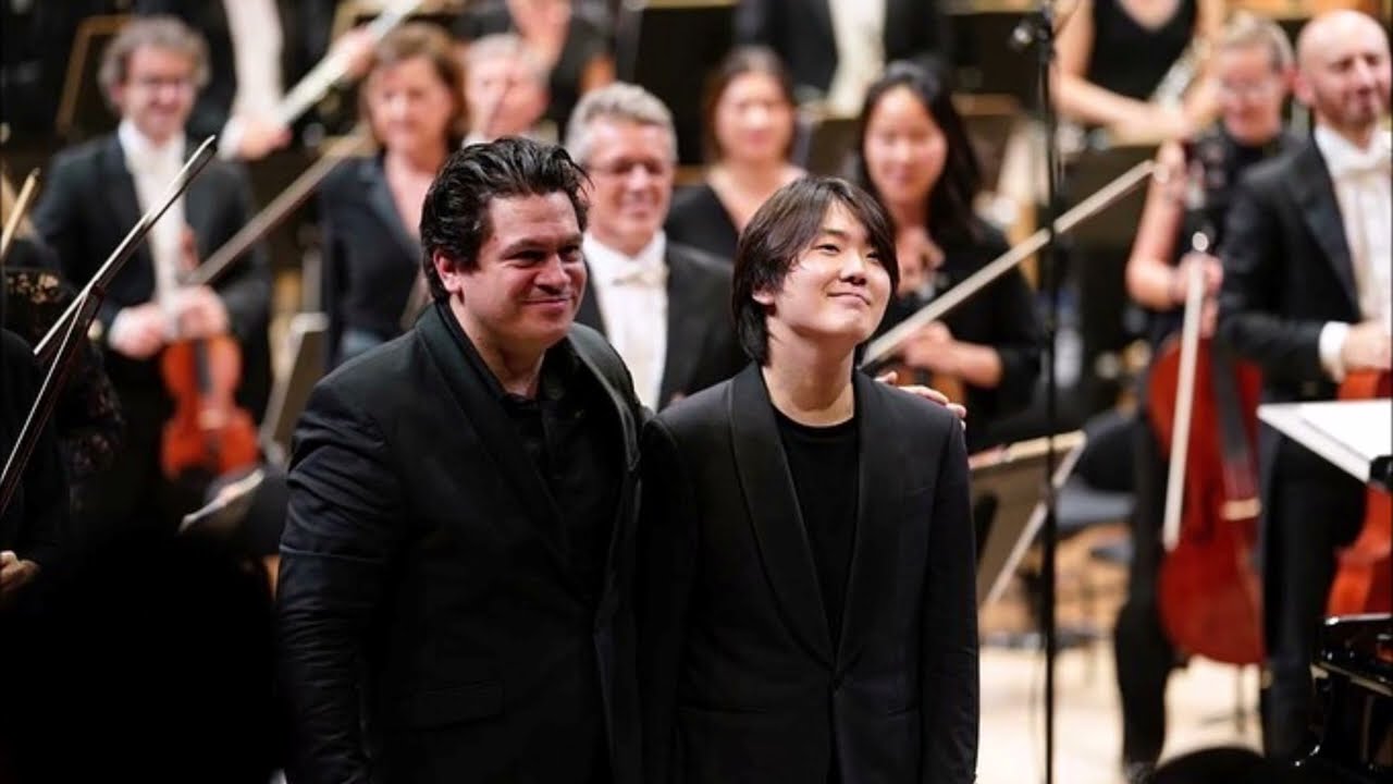 Seong-Jin Cho : Prokofiev Piano Concerto No. 2 in G minor (20220915 Paris)