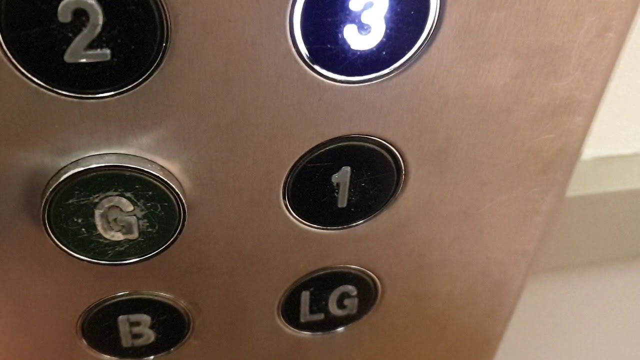 Old Otis Lift @ John Lewis in Sheffield