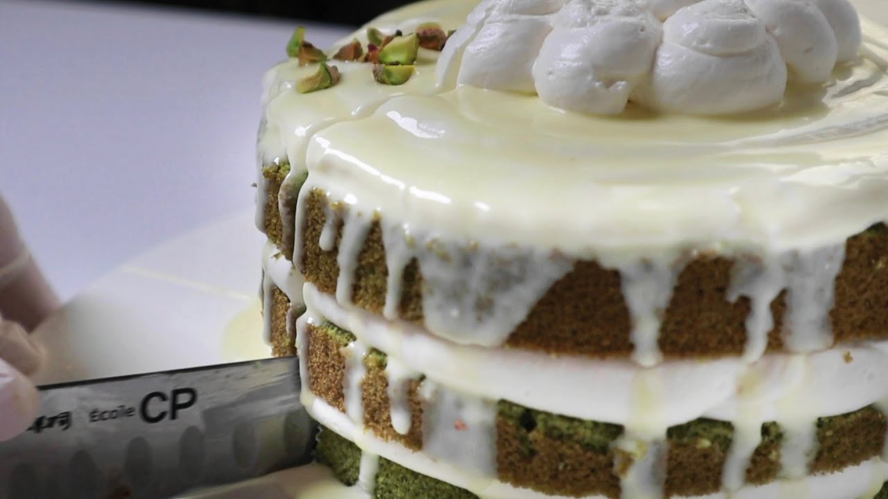 Matcha white drip cake | Matcha Tea Sweets