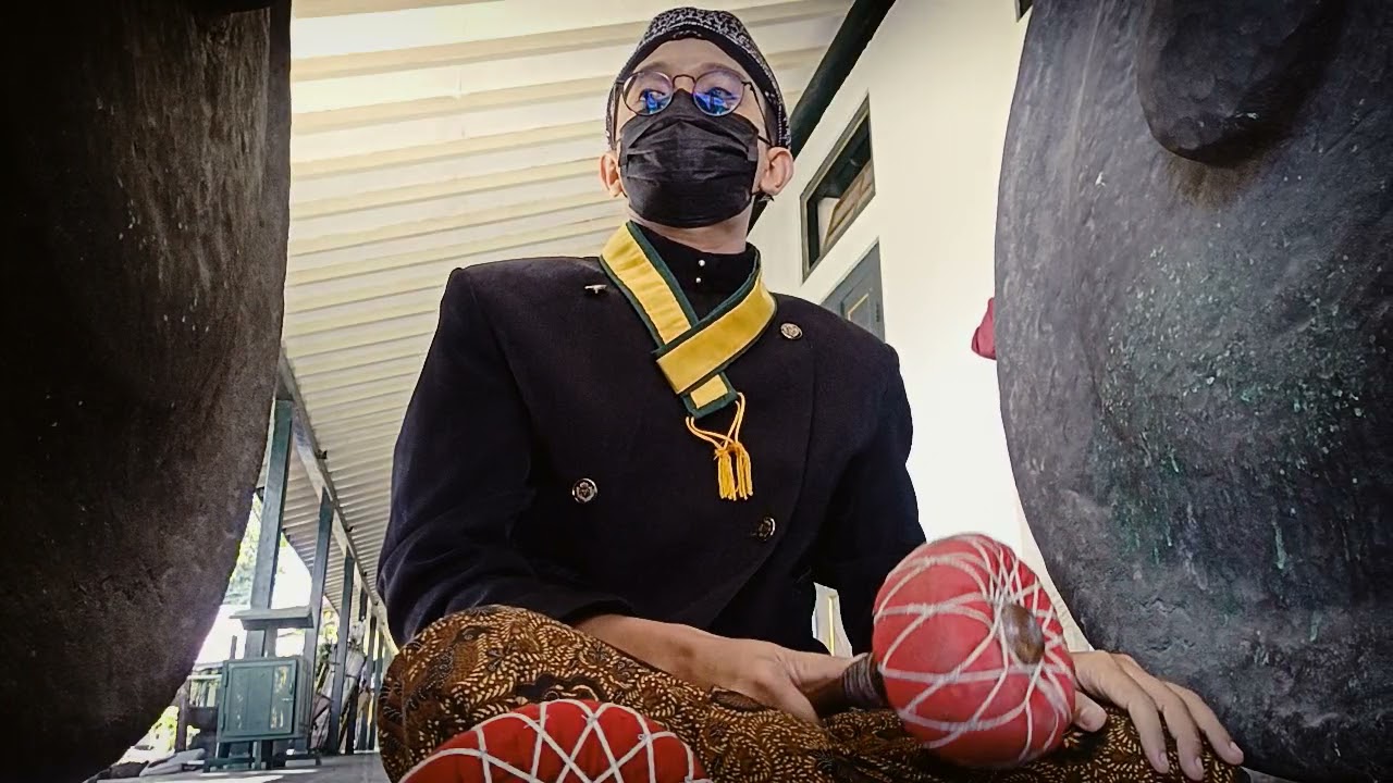 Gamelan Monggang Kyai Segara Windu - Mengiringi Pemberangkatan Sawarga SIJ KGPAA Mangkunegara IX