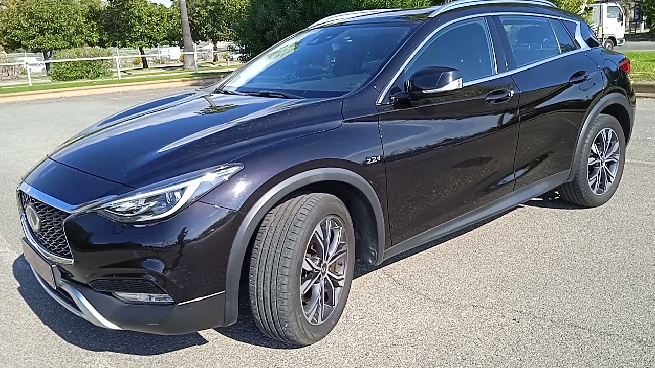 Agence LILICAR Antibes / INFINITI QX30 2.2 D AWD 16V 7DCT 170 cv Boîte auto