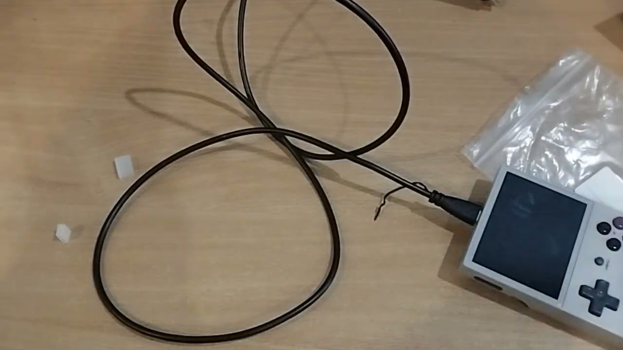 How to connect Anbernic RG35XX, RG40XX, RG28XX, RG353V to TV, LCD Screen, cable