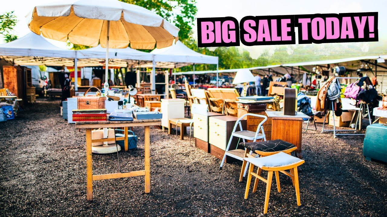 Shop With Me At The BIGGEST Rummage Sale!