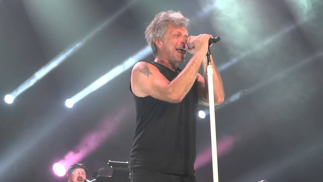 JBJ & KOS - Everyday People + Bad Name - Vancouver Rogers Arena - August 22, 2015