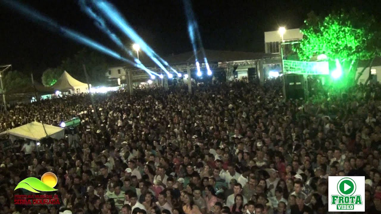 Abertura do Show (LEONARDO em Serra Dourada-BA)
