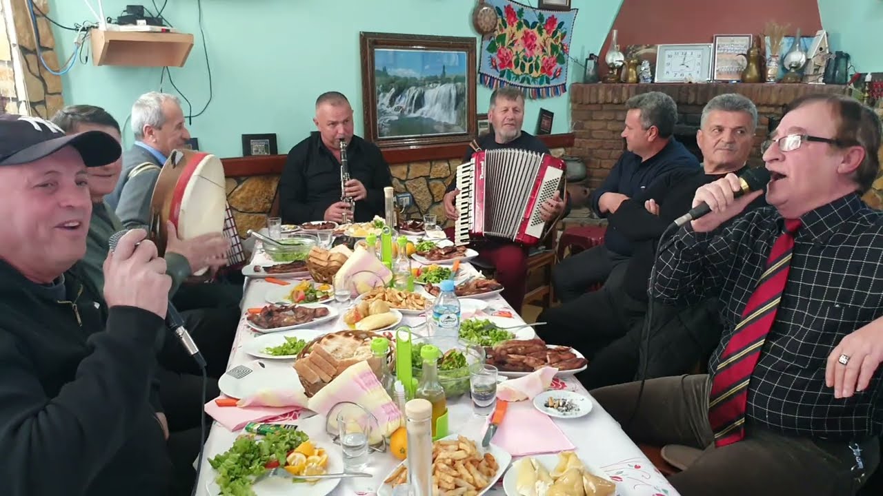 Servet Jeshili & Milto Velo & Fred Avrami Klarinet & Agron Çuko &  Pandi Cuko & Ndrek Çuko ne Defe