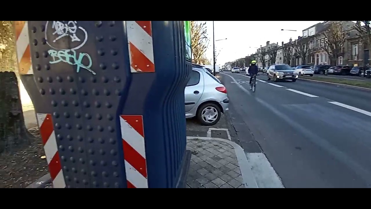 Bordeaux Walk 🇫🇷 - Frome Rue Lecocq to Barri&egrave;re Saint Gen&egrave;s - 27 Jan 2022