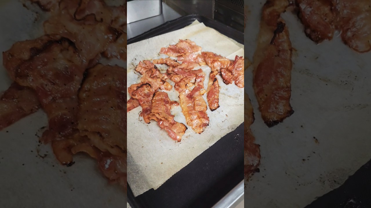 Dunkin Donuts Bacon! Przekąska Bacon &lrm;@Dunkin-Donuts&nbsp; #jedzenie #bacon &lrm;@alidunkinart&nbsp;