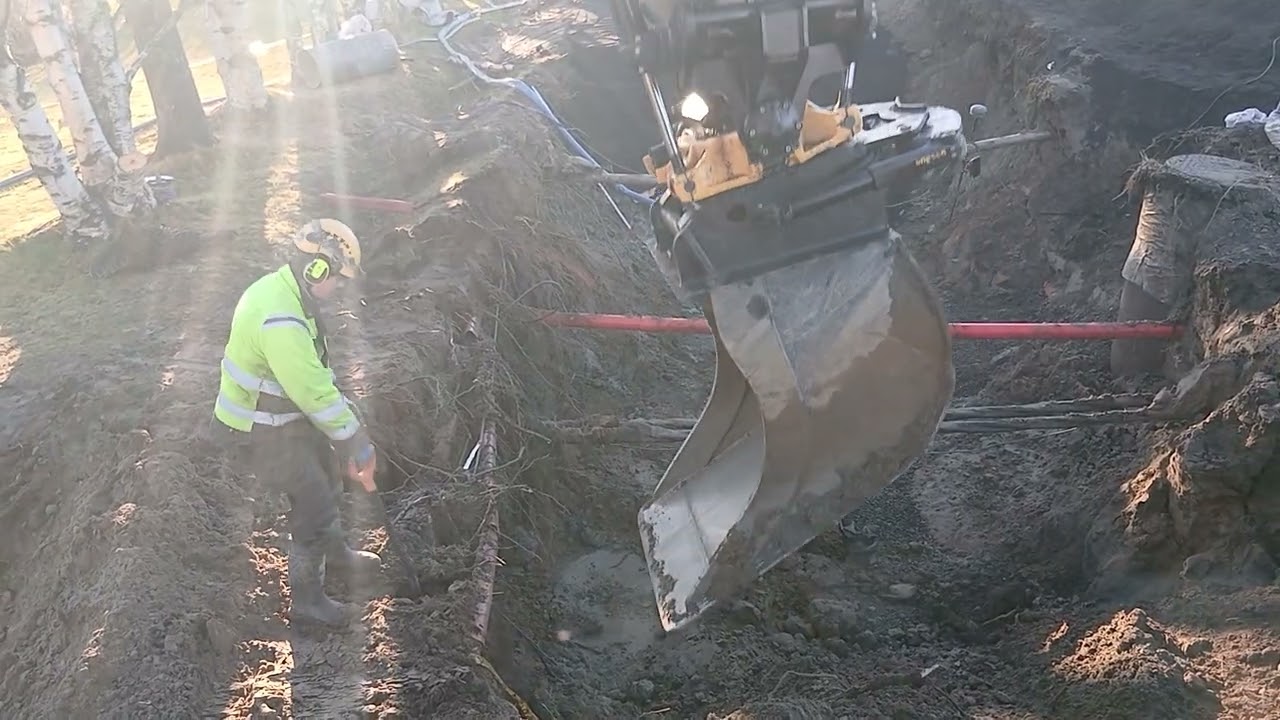 Volvo ec300f  vähän on pehmyttä @l5navigation @GlobalVolvoCE @engconDotCom 