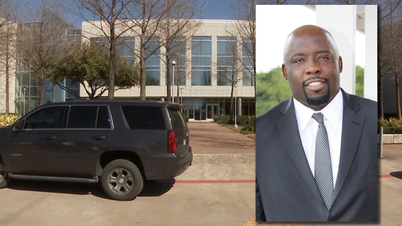 Pretrial hearing held in bribery case against former Houston ISD COO Brian Busby