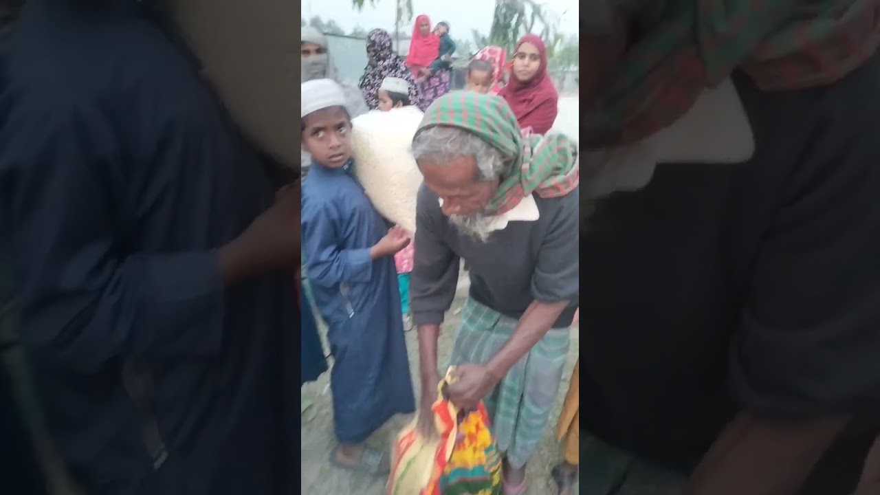 মনির হোসেন ভাই ৩৫ জন মাদ্রাসার বাচ্চাদের পরিবারের  জন্য সুন্দর প্যাকেজের আয়োজন করেছে। 