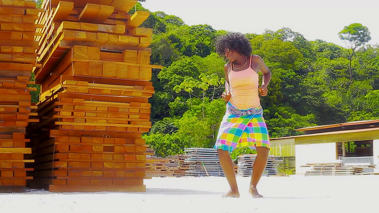 Original Makinety _ kabitény bébé (clip officiel )