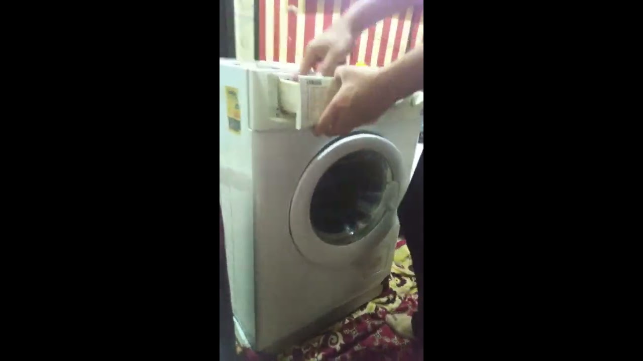 فك وتركيب الغساله الاوتوماتيك اديال زانوسhtt://www.youtube.com/watch?v