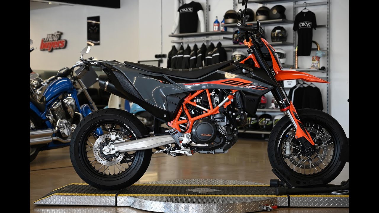 2021 KTM 690 SMCR / Walk Around / Start Up / Sound Clip