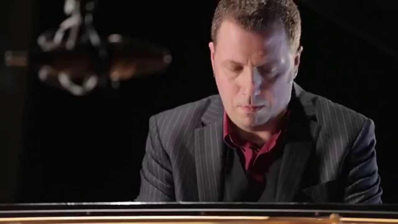 New Orleans Piano - Dale Storr