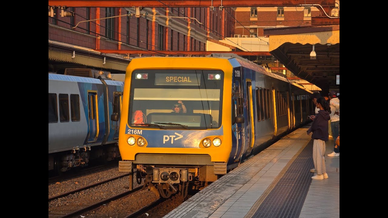 A Journey on Metro Trains, X-Trapolis 216M (City Circle Loop)