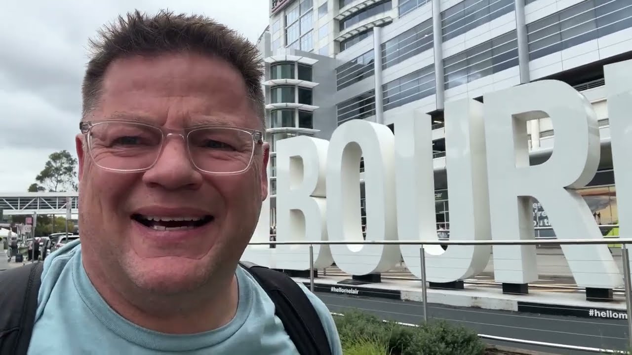 Aimsy in Melbourne Australia - including photo of a ghost!