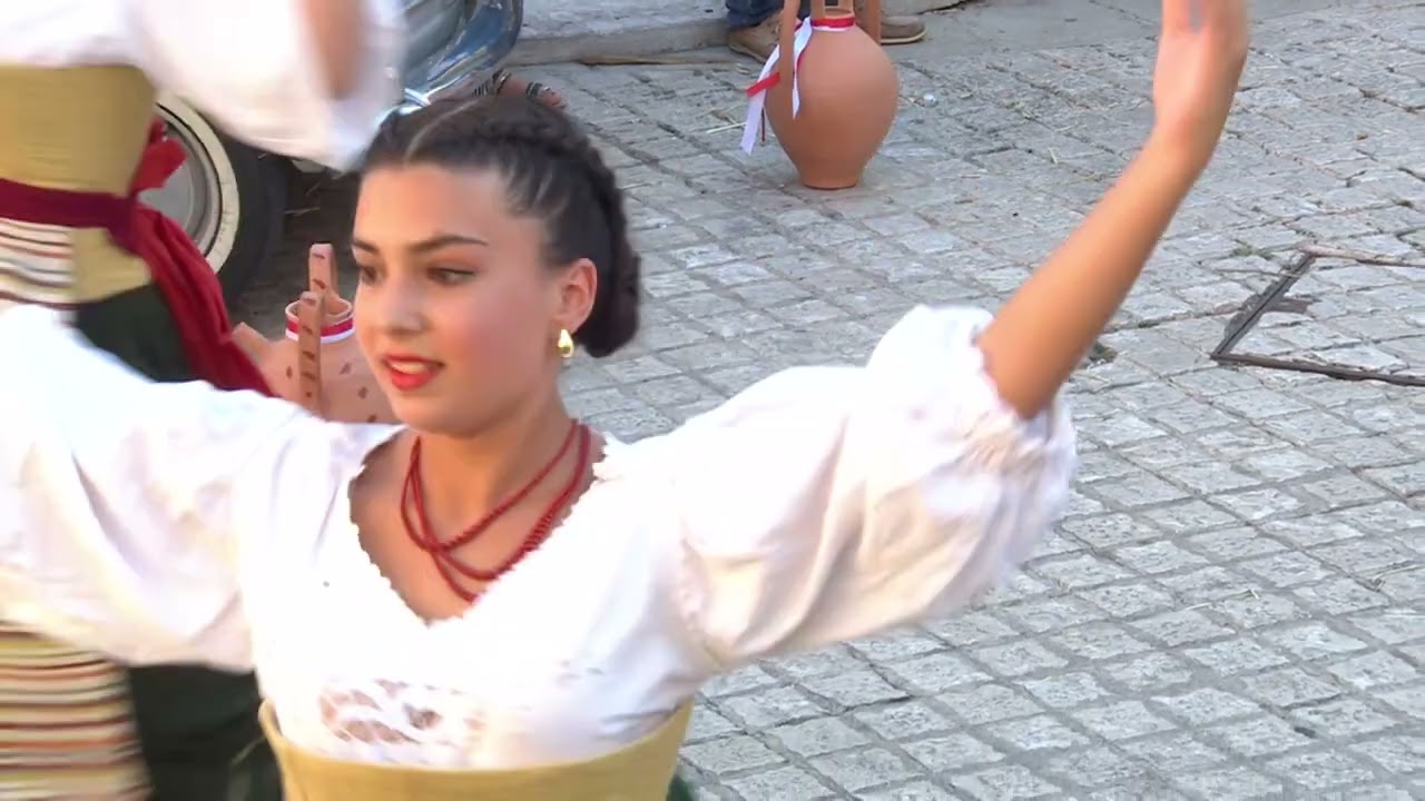 Sfilata Quartieri e Contrade - Gonfalone Arpino 2024