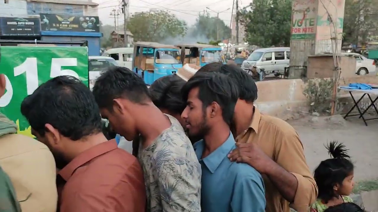 3 رمضان ا لمبارک. مزار شریف  حافظ جی سرکار کی جانب سے  نیو کراچی 15 روذہ افطار کا تیسرا دن2026۔2۔21