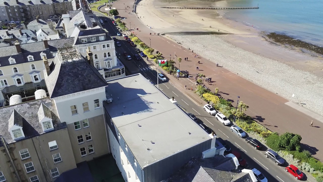 Aerial 360 of St George's Hotel in Llandudno using Parrot Anafi