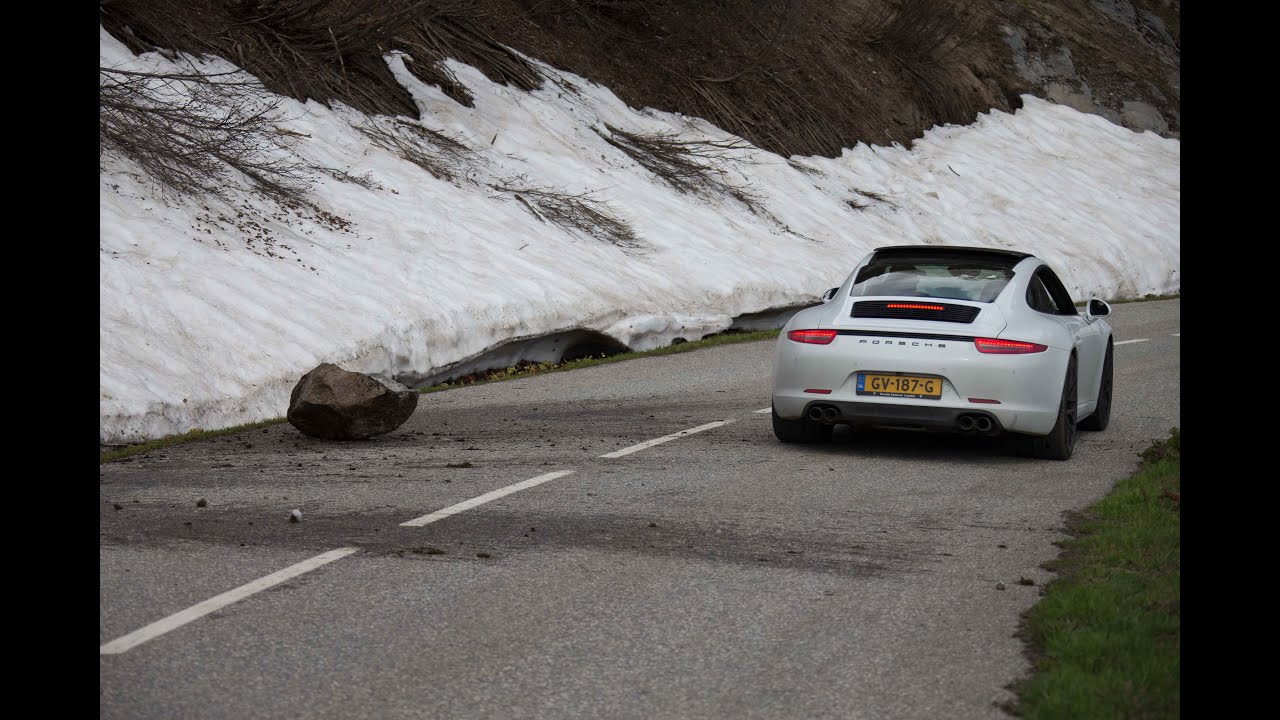 Porsche 911 GTS French Alps: Bonette, Izoard, Galibier, Madeleine, etc.