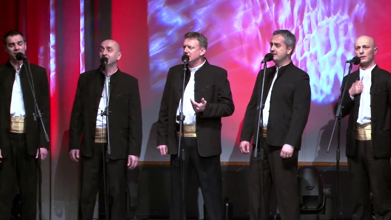 Klapa Kolapjani i Ruswaj  - U ime ljubavi