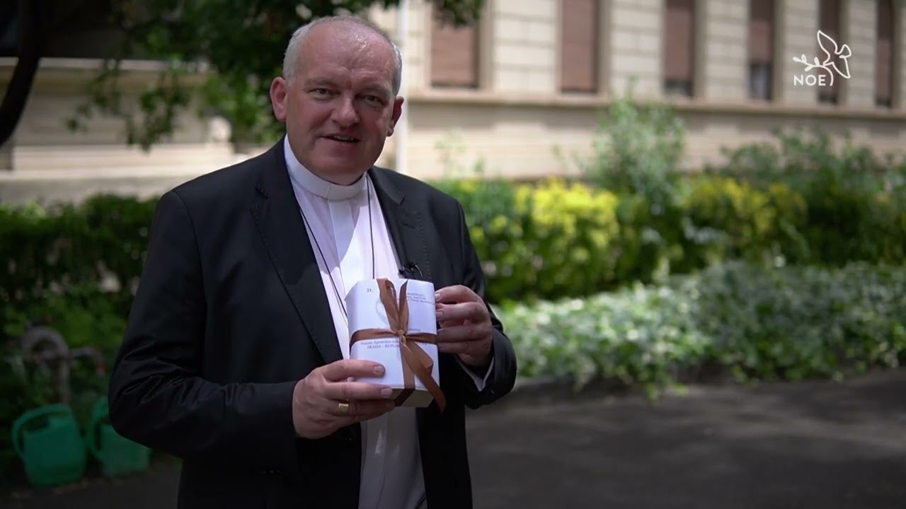 Arcibiskup Josef Nuzík převzal od papeže pallium | Zpravodajské Noeviny 2. 7. 2024