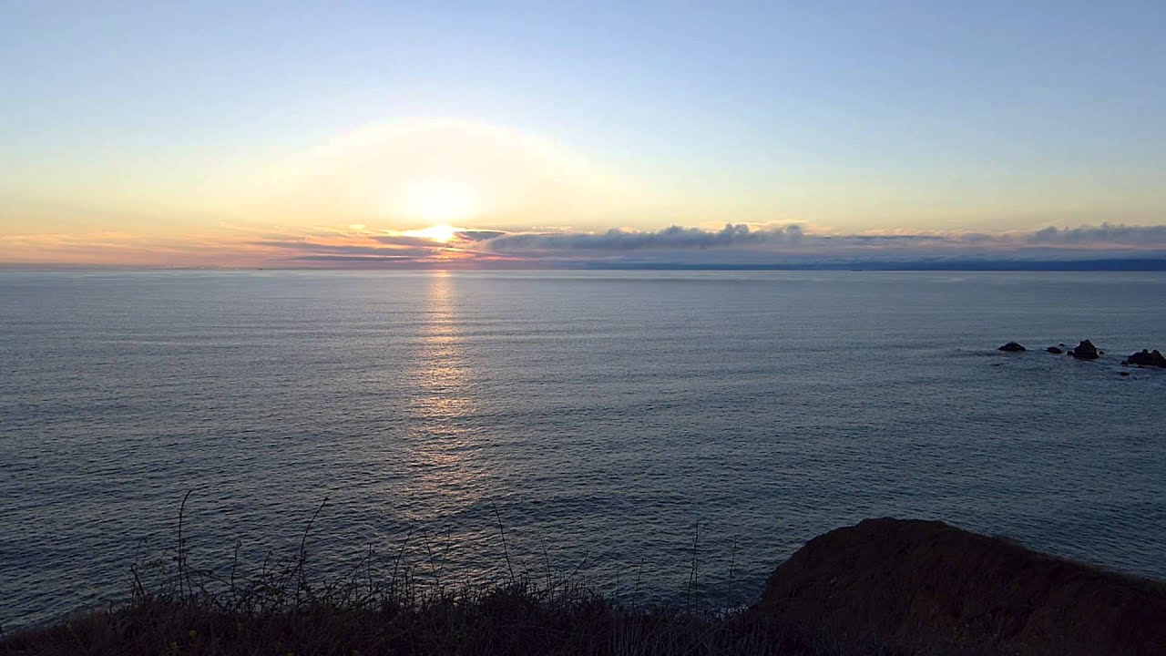 Relaxing sounds of nature - Pacific Ocean - Sunset