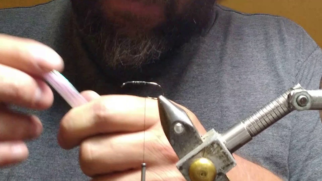 Tying pine squirrel Zonker!