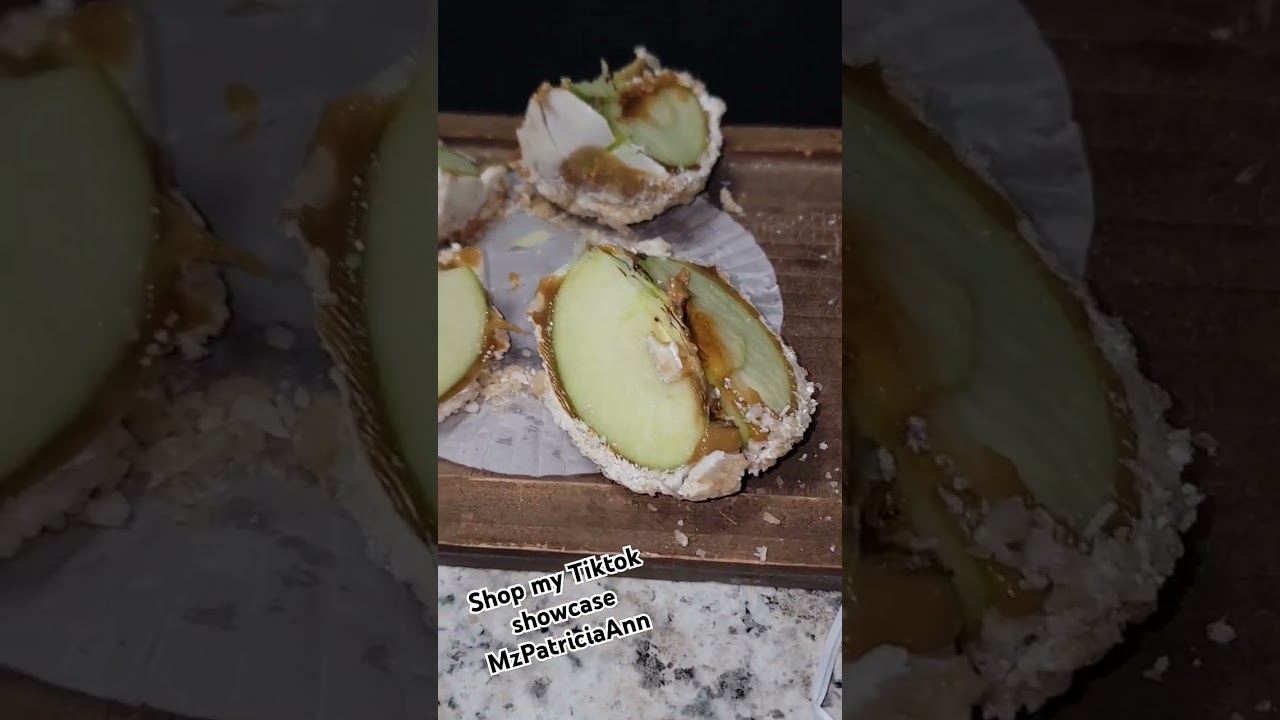 White Chocolate Lovers Apples 4pk #asmrsounds #apples #caramel #caramelapples #yum #dessert #fyp