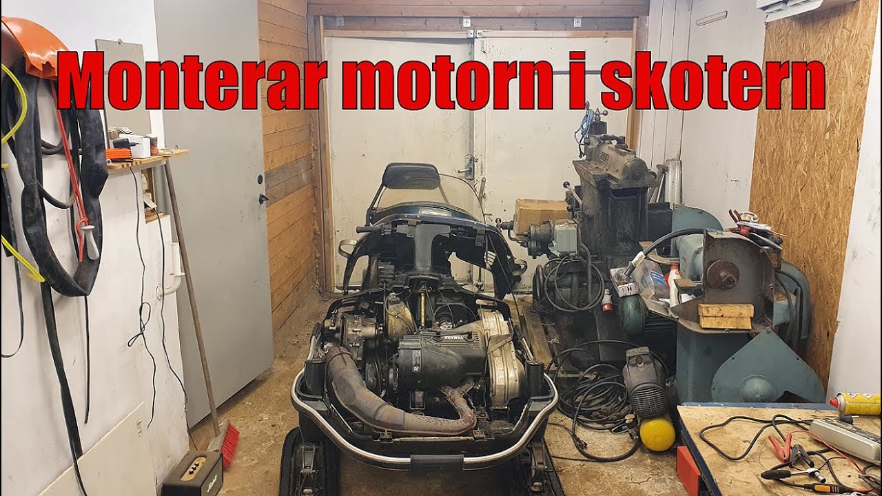Monterar tillbaka Yamaha Viking 540 motorn till chassit