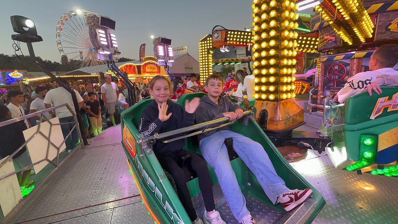 🇩🇪НАШИ ВЫХОДНЫЕ/ГУЛЯЮ В ЛЕСУ/ПРОБУЮ ЕЖЕВИКУ/STOPPELMARKT🎢🎠🎡 IN VECHTA/С ТИМОМ НА ФУТБОЛ/УЖИН В KFC🍔🍗
