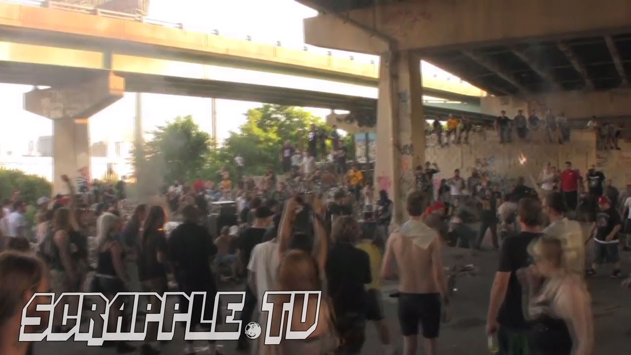 Badluck 13 (Tire Fire) Riot [Live] FDR Skate Park [Philadelphia, PA] Philly Punx Picnic