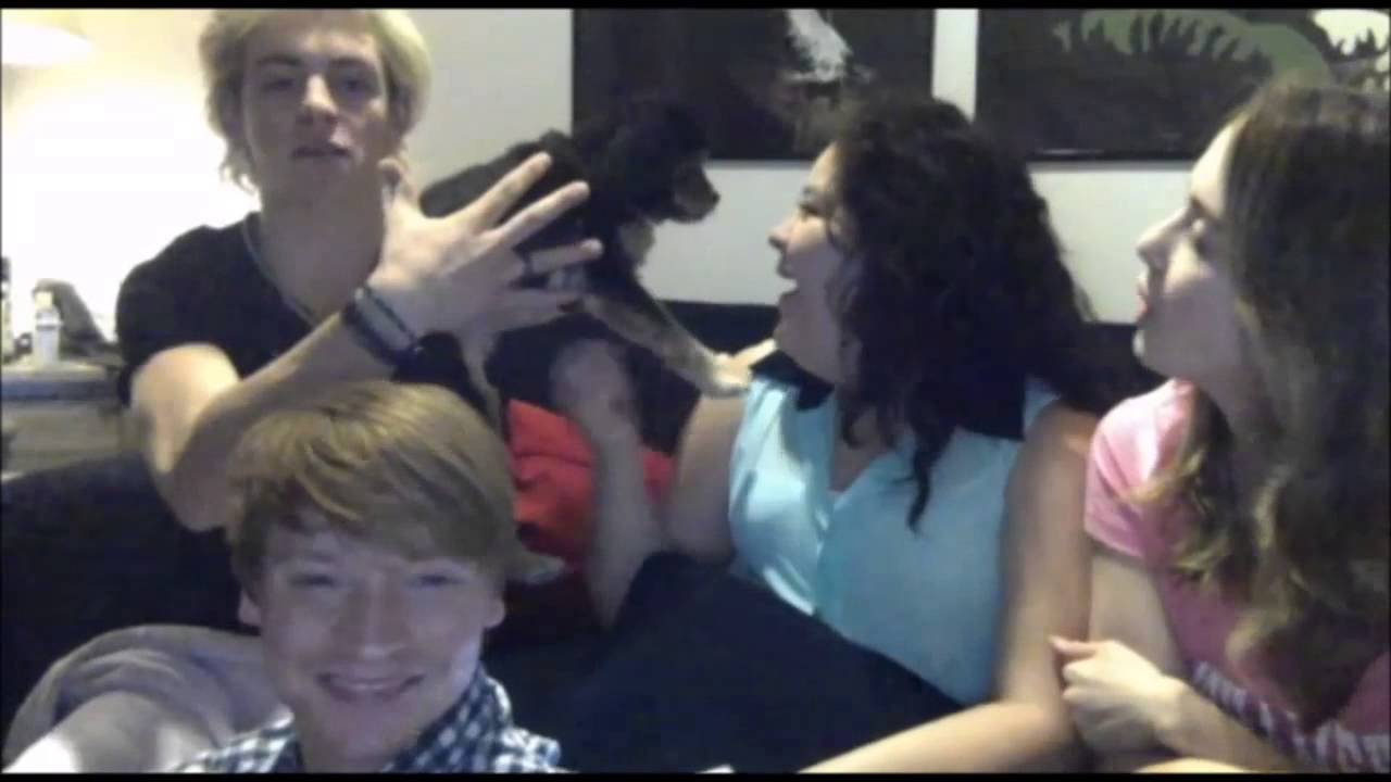 ¡ Raura Moments of Austin & Ally Cast Twitcam !