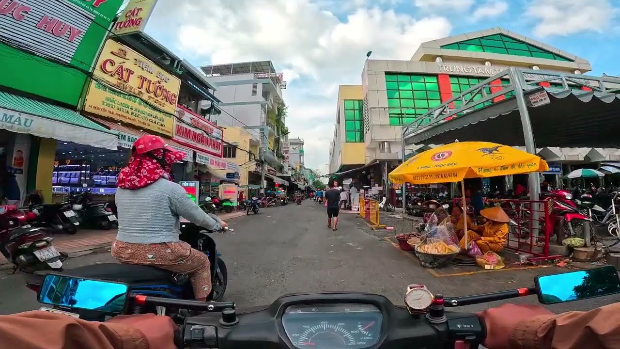 Lái Xe Quanh Chợ Bến Tre Đến Vòng Xoay Phú Khương #487