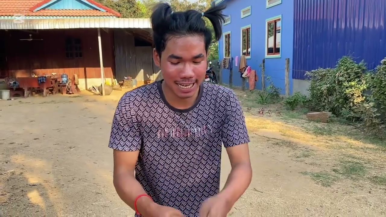 រឿងកំប្លែងខ្លី អាដូងសាច់កម្ម