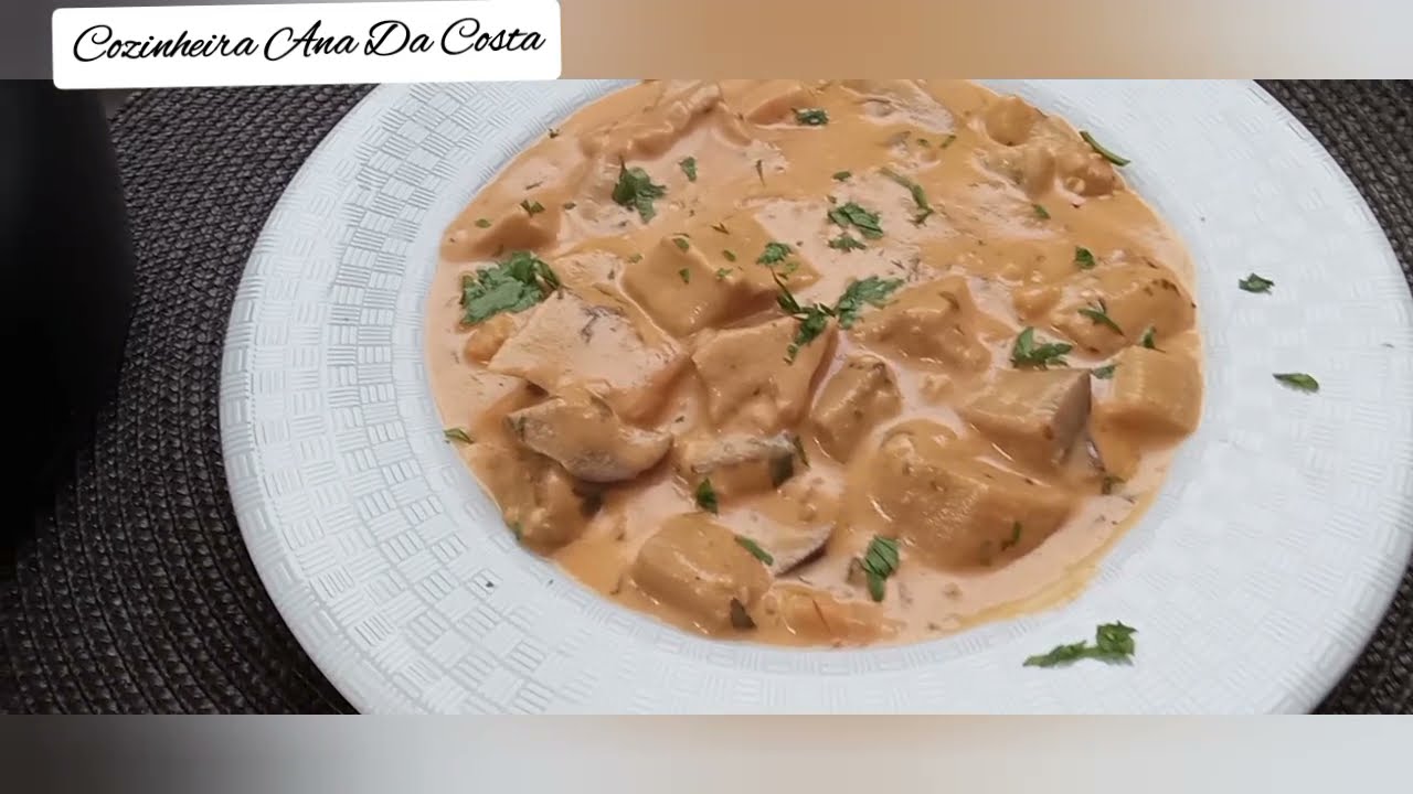 STROGONOFF DE BERINJELA! FÁCIL, RÁPIDO E GOSTOSO! #gratasou