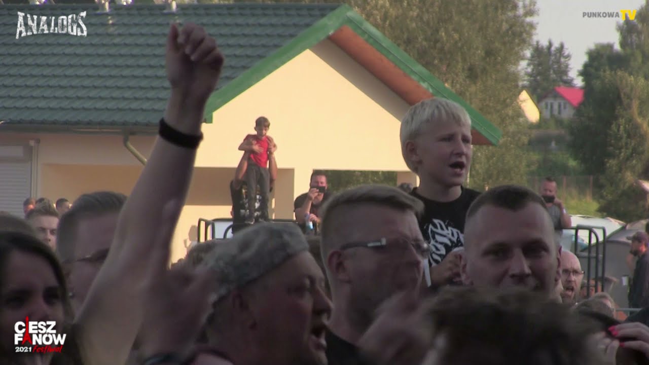 The Analogs - Dzieciaki atakujące policję - CieszFanów Festiwal 2021