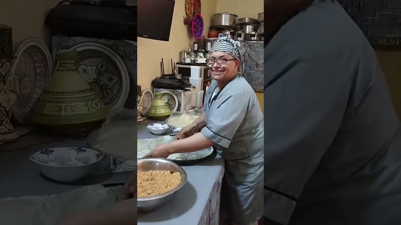كانوجد كوموند ديال البسطيلة حلوة بالدجاج و الطاجين بالحم و البرقوق 