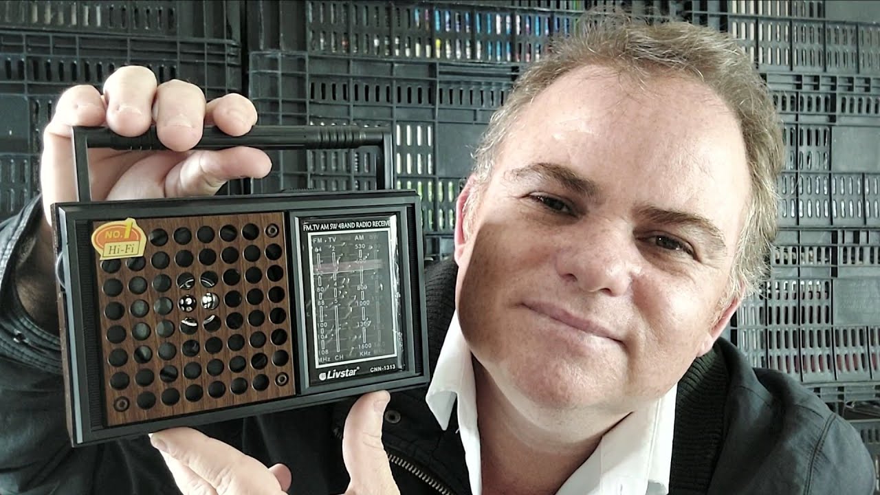Série Retro : Rádio Livstar Modelo CNN -1313  - Chinês - Será que Presta?
