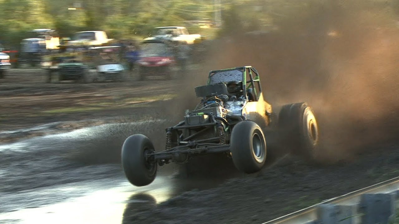 OUTLAW MUD BOG RACING - Muddown In T-Town