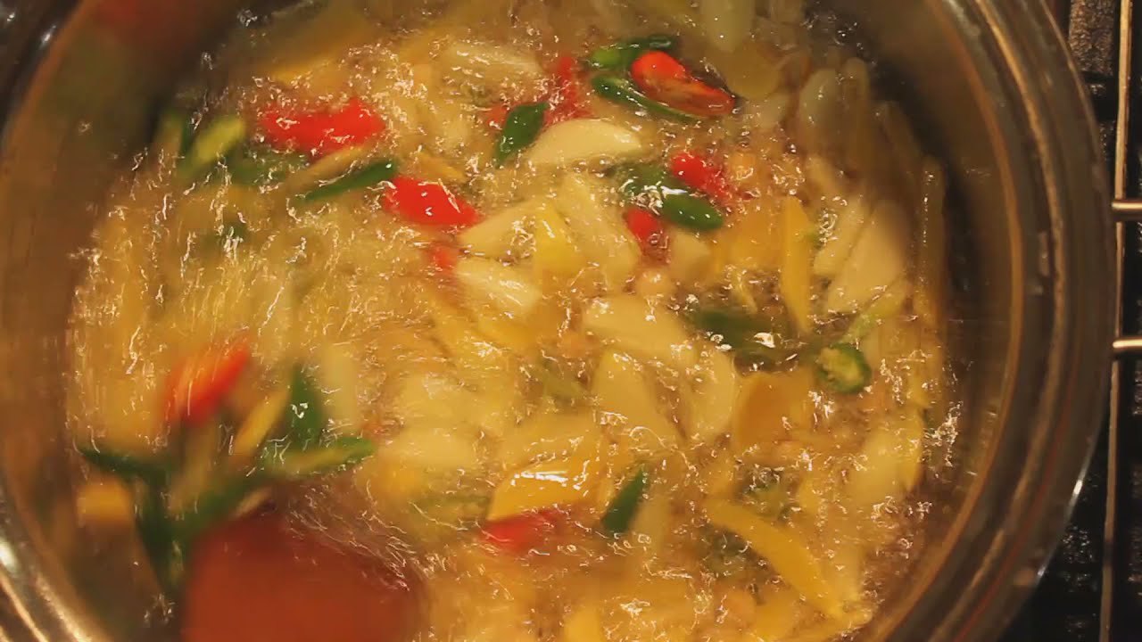 How to make Raw Tomato, Garlic & Ginger Pickle
