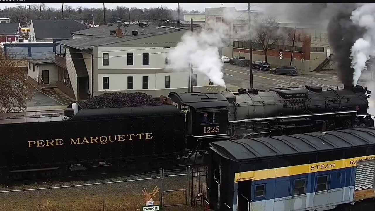 Polar Express train/ Pere Marquette leaves Owosso for Ashley, Michigan. 12-2-23 - First year back!
